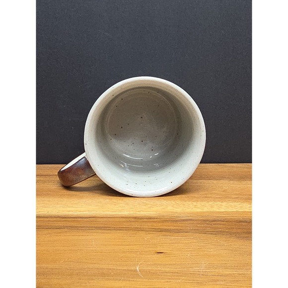 Vintage Handmade Ceramic Mug Stoneware Toucan Bird Handpainted Embossed/Raised - Picture 5 of 7